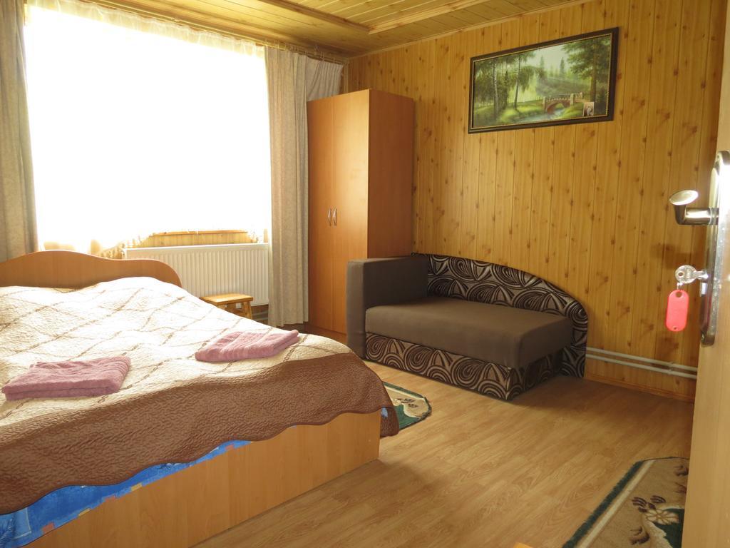 Bilyy Kamin Guest House Tatariw Exterior foto