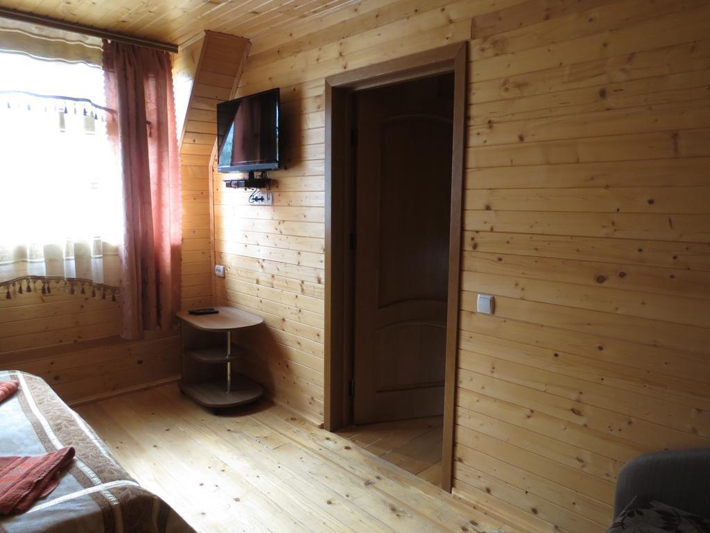 Bilyy Kamin Guest House Tatariw Exterior foto