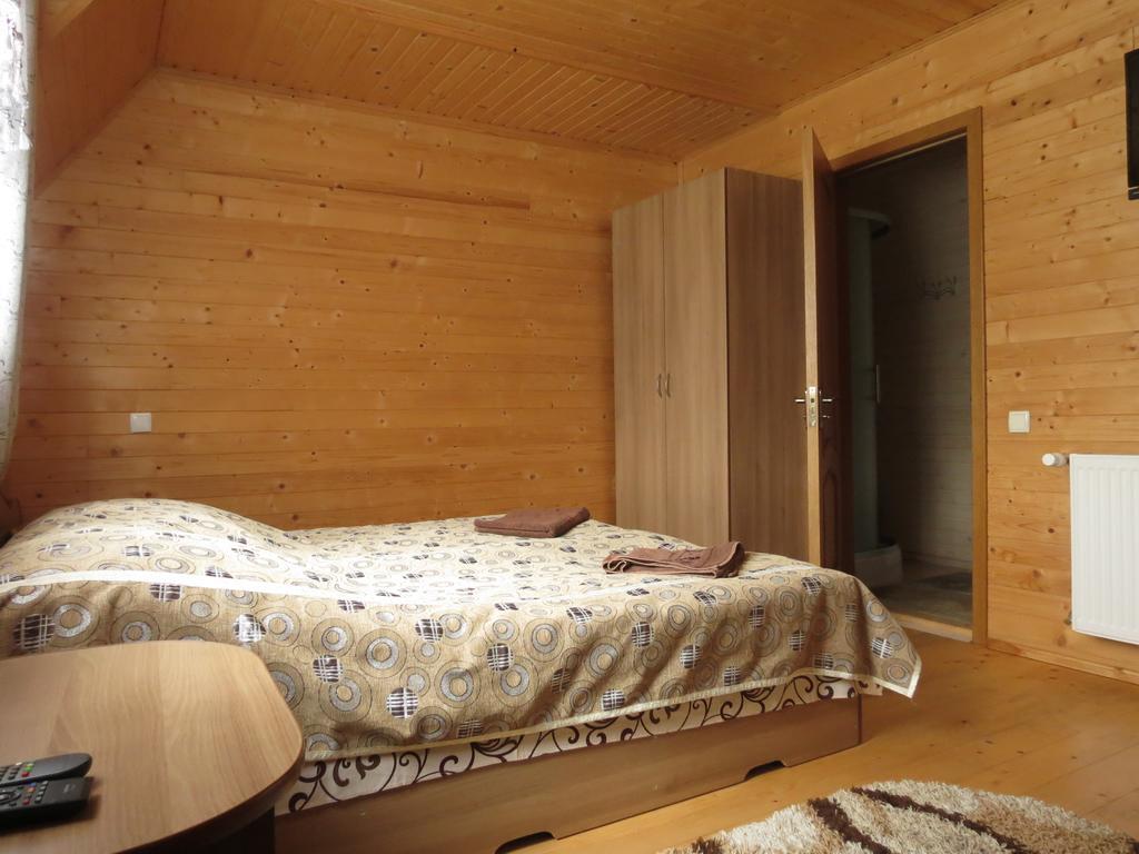 Bilyy Kamin Guest House Tatariw Exterior foto